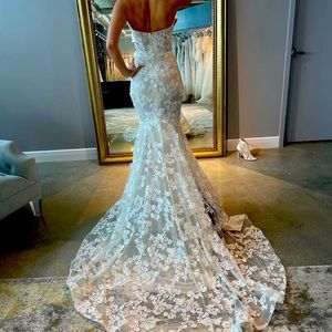 Galia Lahav wedding dress of your dream!
